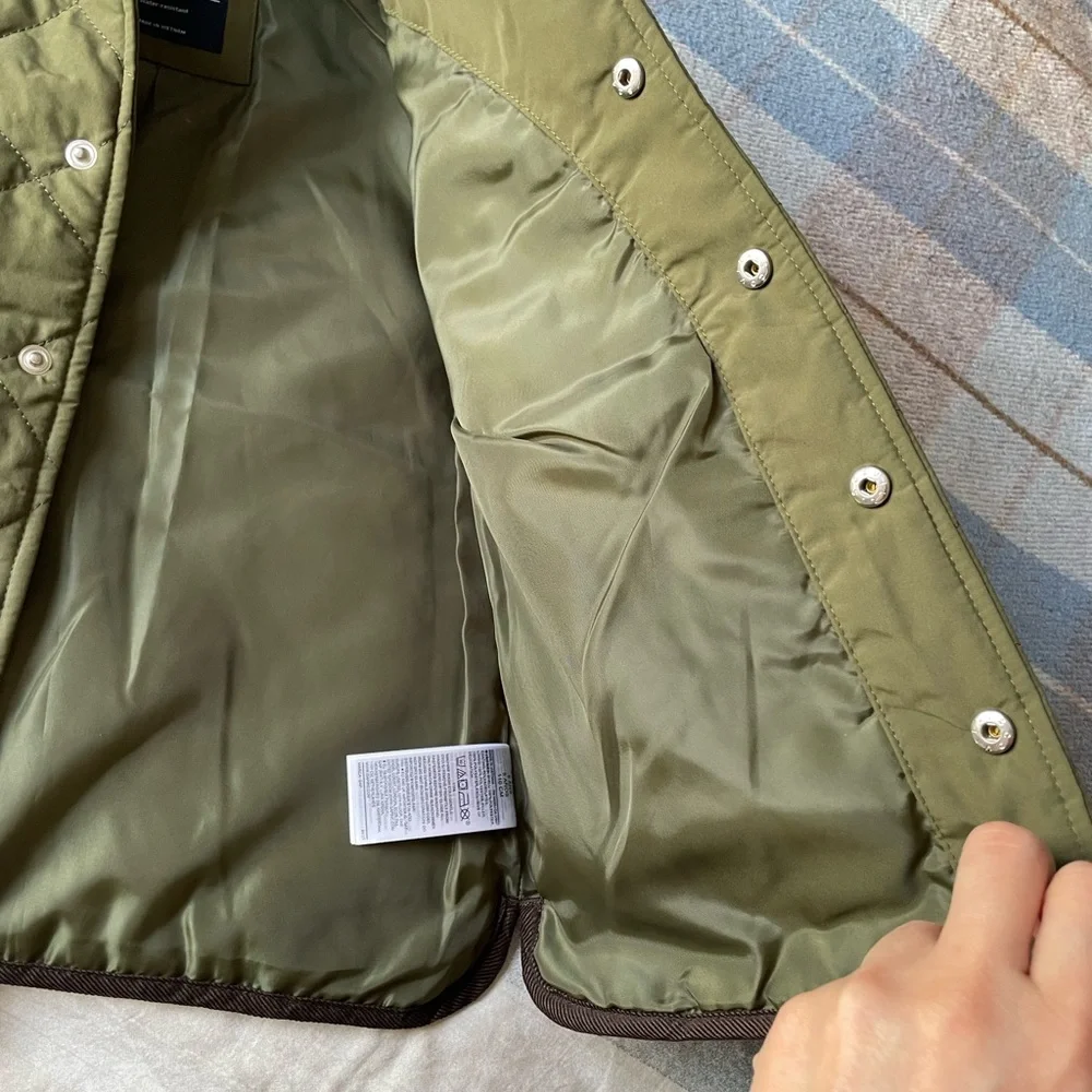 GAP Olive Quilted Jacket with Brown Accents